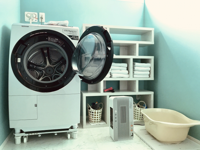 ンドリールームのドラム式洗濯機