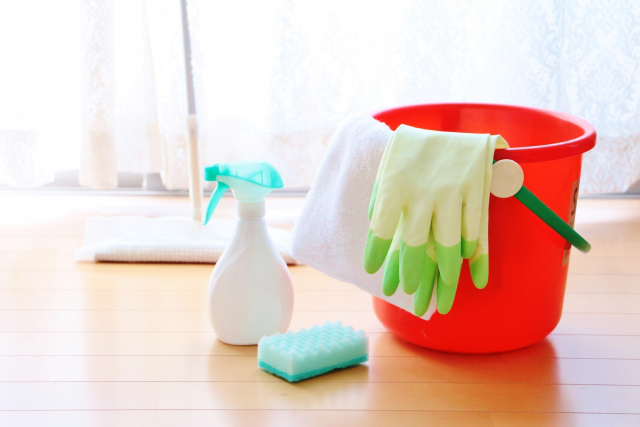 バケツや雑巾などの掃除道具
